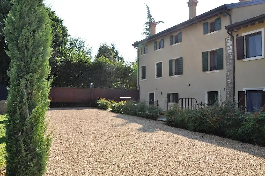 Agriturismo Corte Moranda Verona 0*,  Italy